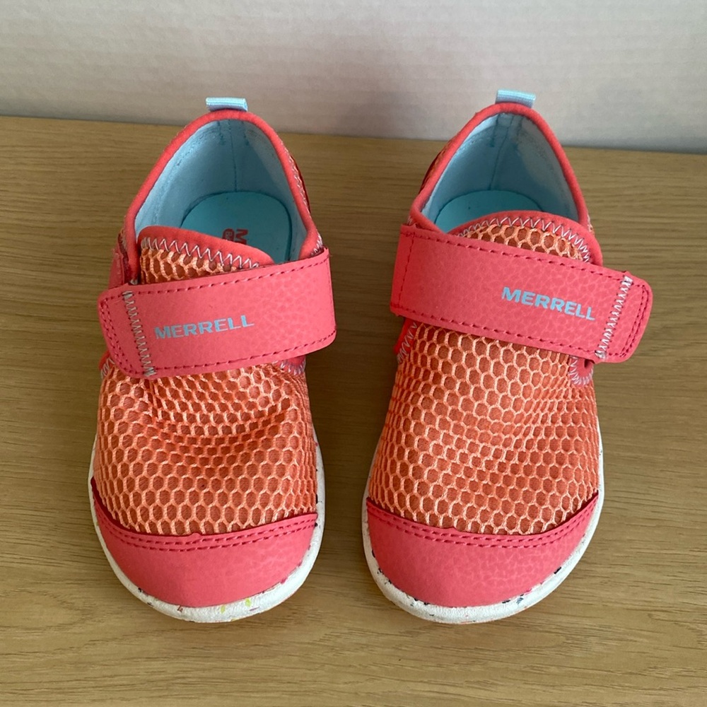 Merrell Bare Steps H20 shoes size 7M toddler